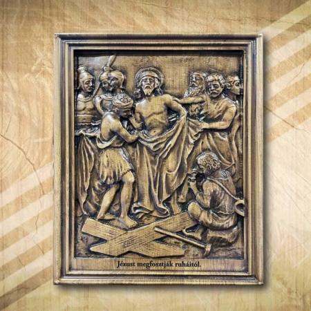 10. stáció Jézust megfosztják a ruháitól