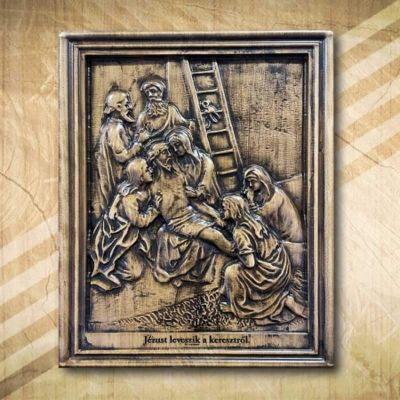 13. stáció Jézust leveszik a keresztről