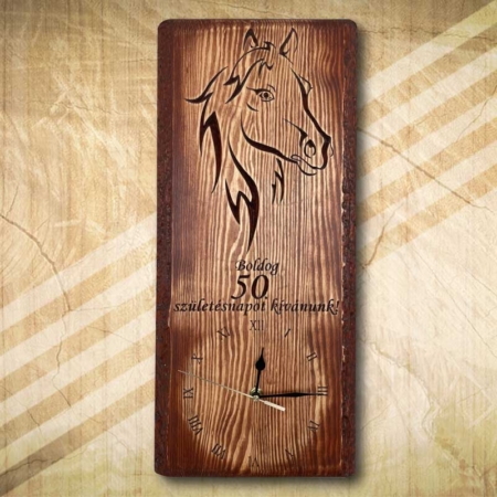 Lovas barátnak ajándék