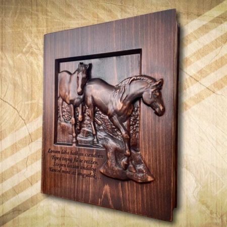 Lovas fadoboz idézettel